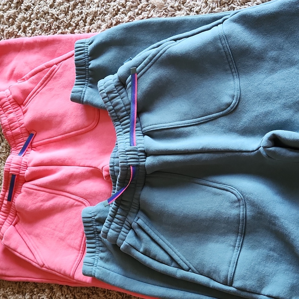 Mondetta Pink and Green Sweatpants Joggers Soft Fleece Size Girls 10/12 - Picture 2 of 9